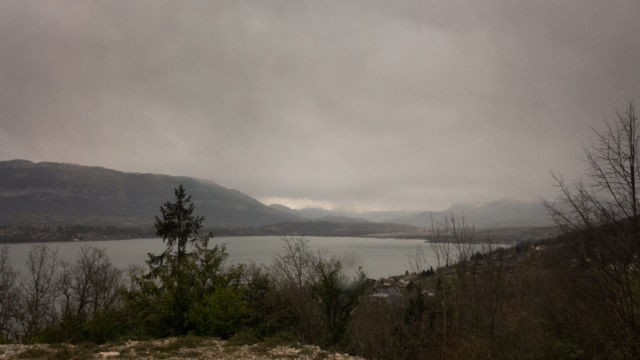 Pluie sur le lac du Bourget